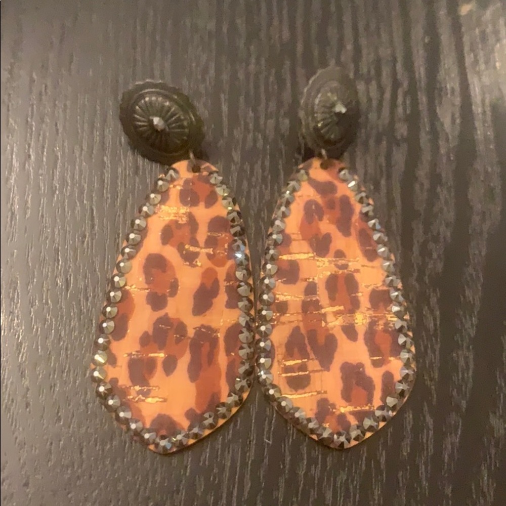 Pink panache leopard earrings
